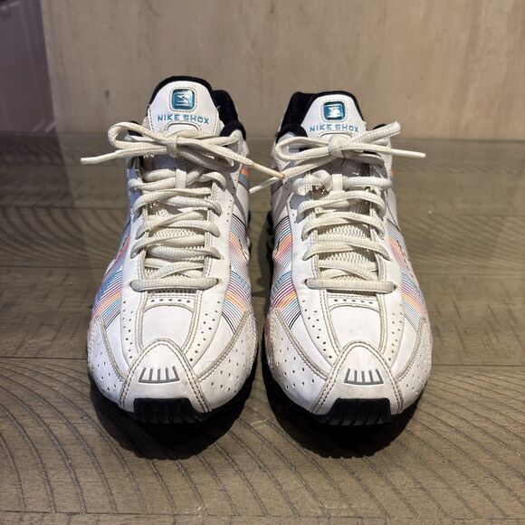 Nike Womens Size 8 Shox R4 Flywire White Running Shoes 395816-100  Multicolor - Picture 2 of 7